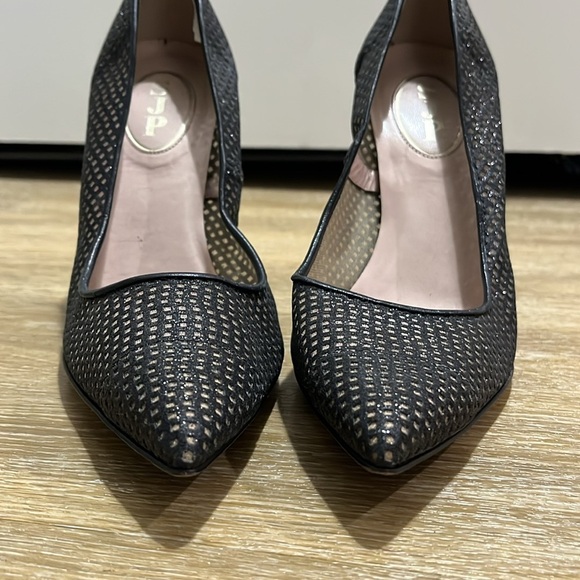 SJP by Sarah Jessica Parker Fishnet Fawn Pumps Shimmer Mesh Pointy Toe Heel 39.5 - Picture 9 of 14